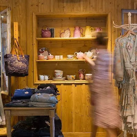 Chalet-hotel Les Cimes, The Originals Relais Hotel