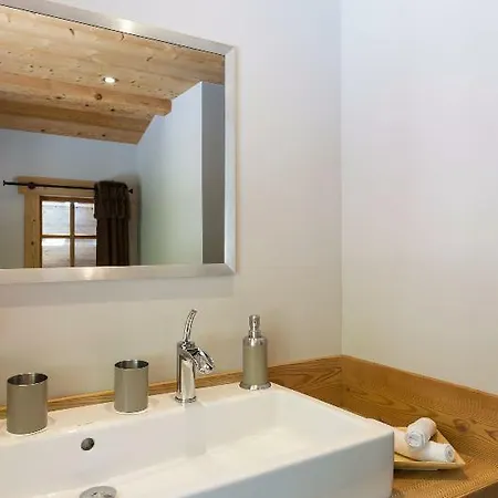 Hotel Chalet-hotel Les Cimes, The Originals Relais 4*